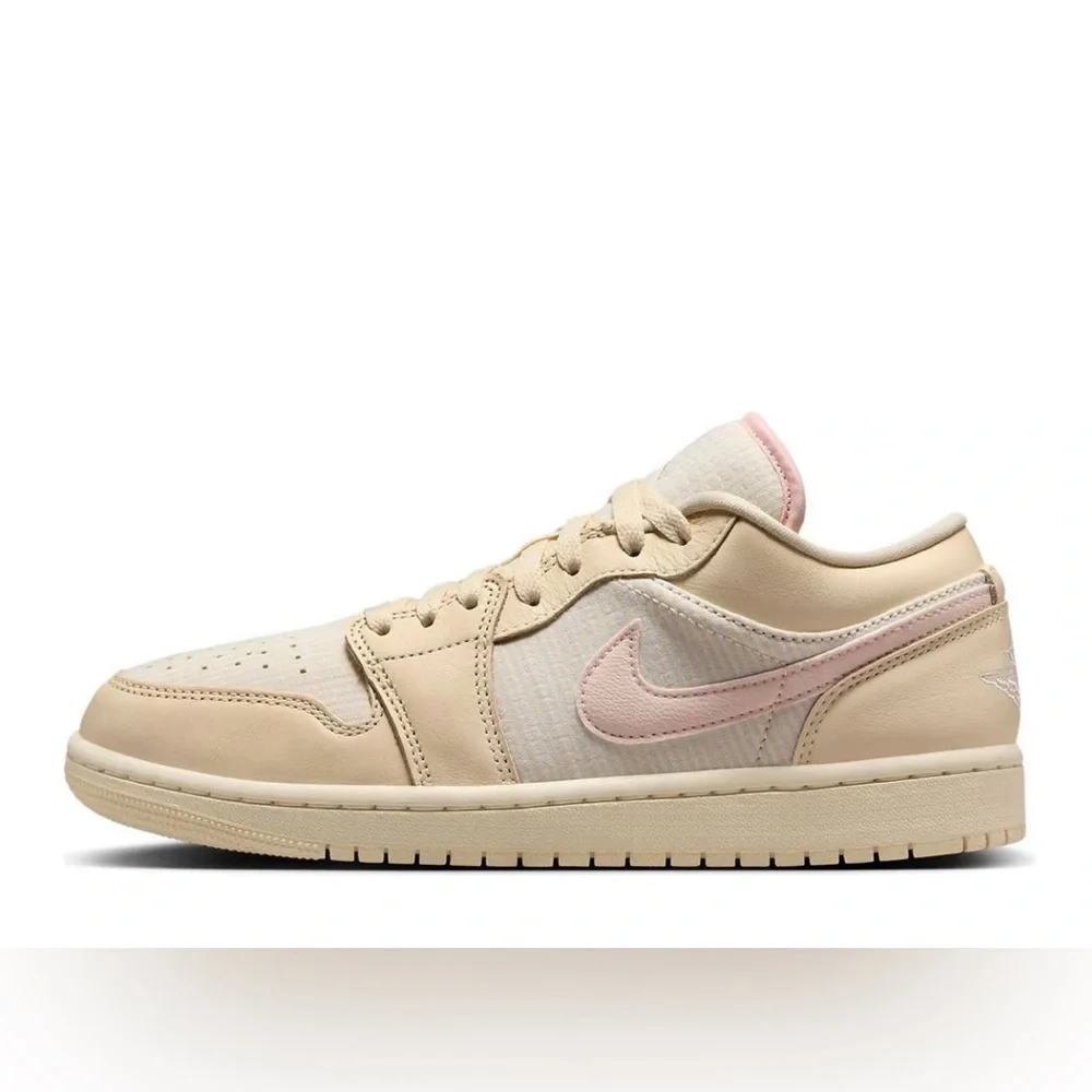 Nike Air Jordan 1 Retro Low Women's SE Linen Muslin Sail‎ Pink Size 6 EUC